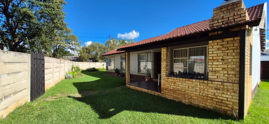 3 Bedroom Property for Sale in Dalview Gauteng