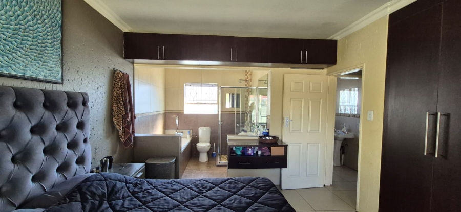 3 Bedroom Property for Sale in Dalview Gauteng