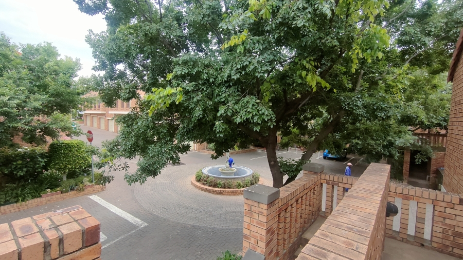 2 Bedroom Property for Sale in Equestria Gauteng