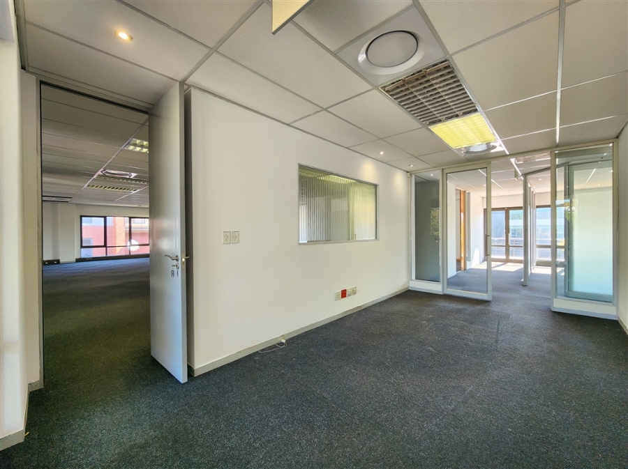 To Let commercial Property for Rent in Fourways Gauteng