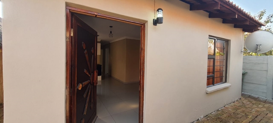 To Let 2 Bedroom Property for Rent in Mayberry Park Gauteng