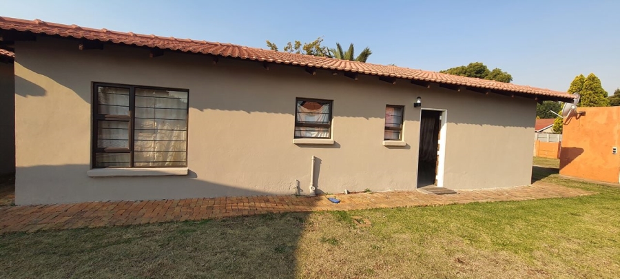 To Let 2 Bedroom Property for Rent in Mayberry Park Gauteng