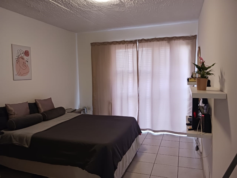 1 Bedroom Property for Sale in Silverton Gauteng