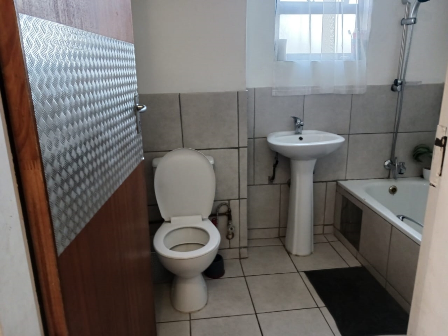 1 Bedroom Property for Sale in Silverton Gauteng