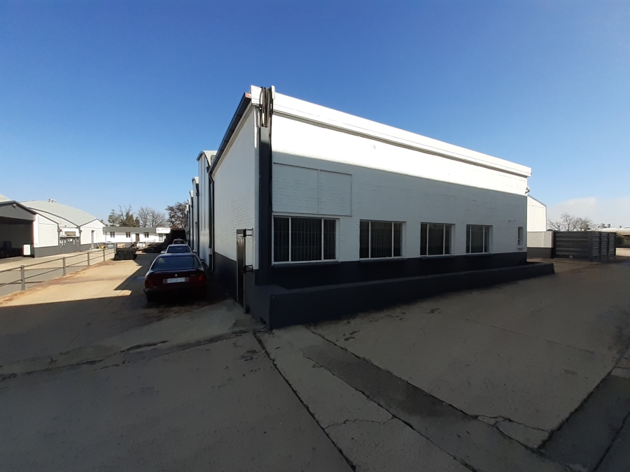 Commercial Property for Sale in Manufacta Gauteng