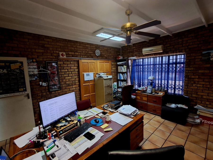 Commercial Property for Sale in Magaliesburg Gauteng