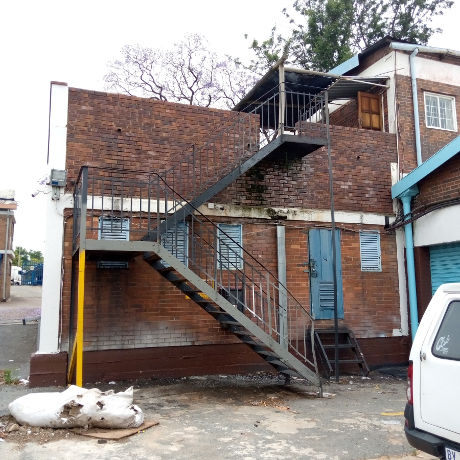 To Let commercial Property for Rent in Benrose Gauteng