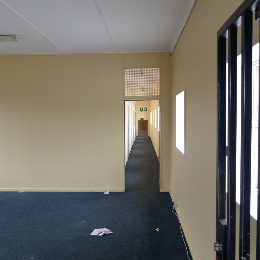 To Let commercial Property for Rent in Benrose Gauteng