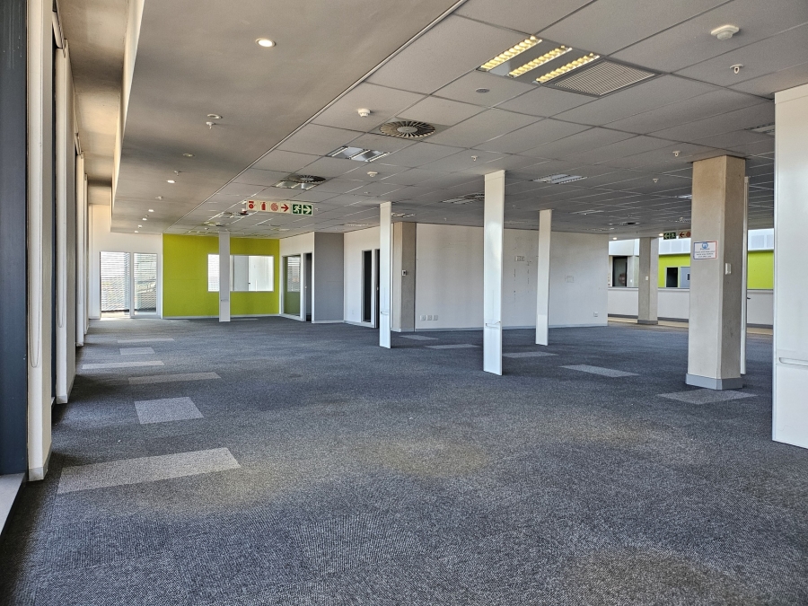 To Let commercial Property for Rent in Die Hoewes Gauteng