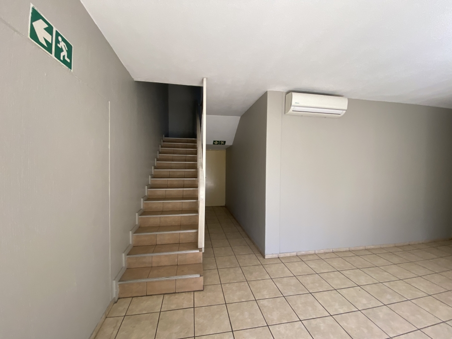 To Let commercial Property for Rent in Spartan Gauteng