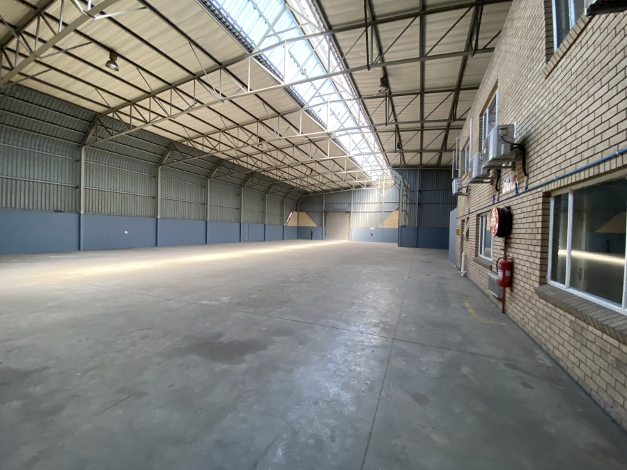 To Let commercial Property for Rent in Spartan Gauteng