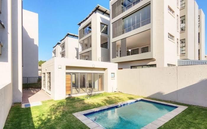 3 Bedroom Property for Sale in Morningside Gauteng