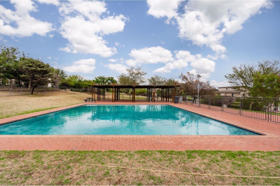 2 Bedroom Property for Sale in Jackal Creek Golf Estate Gauteng