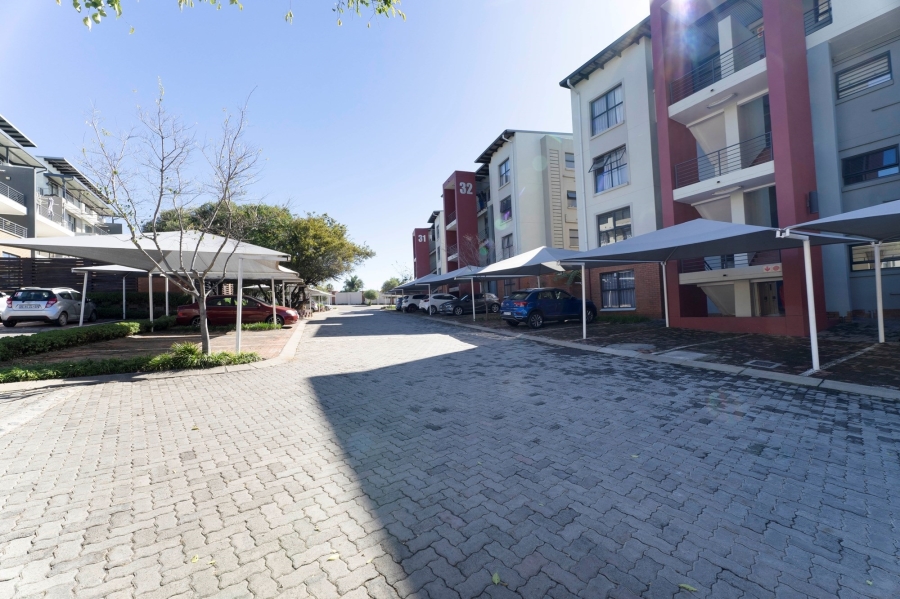 1 Bedroom Property for Sale in Fourways Gauteng