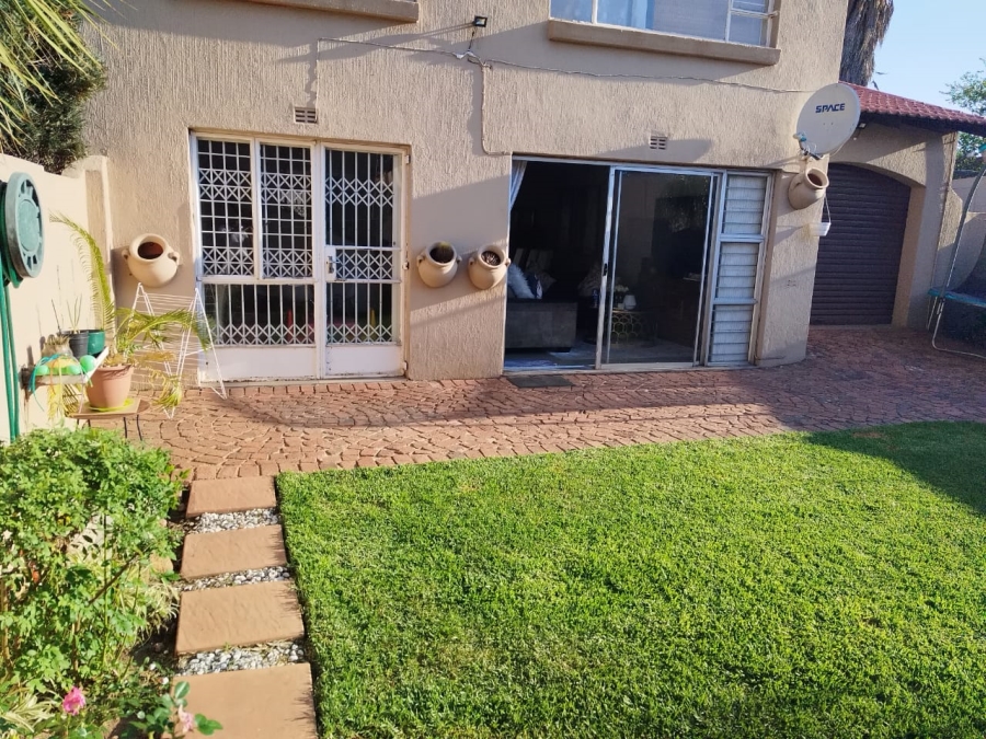 3 Bedroom Property for Sale in Lyndhurst Gauteng