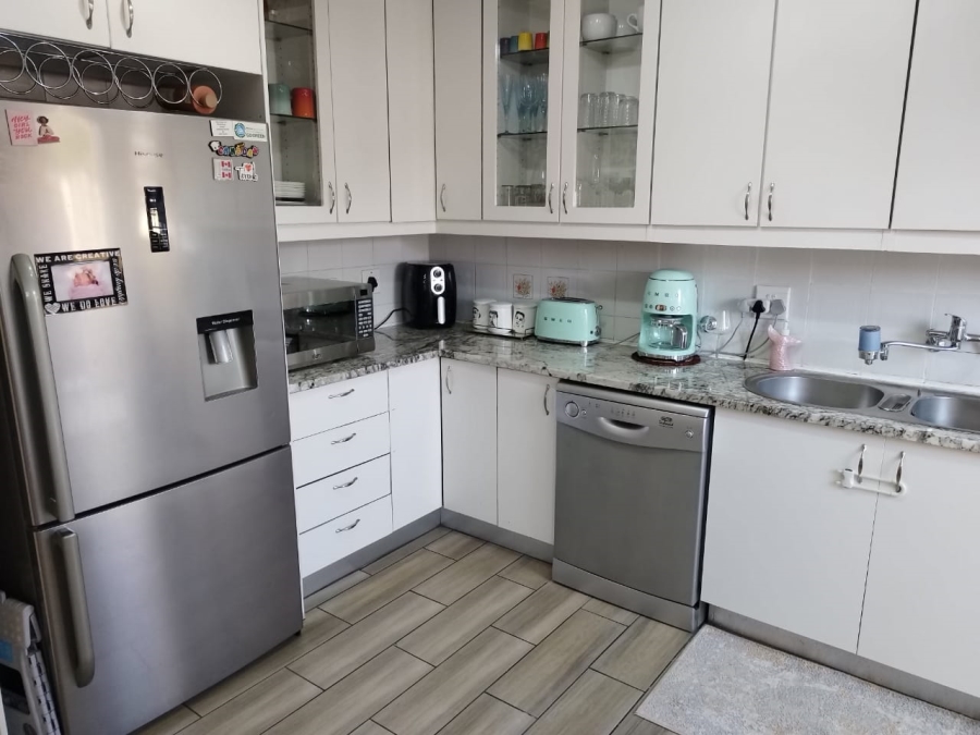 3 Bedroom Property for Sale in Lyndhurst Gauteng