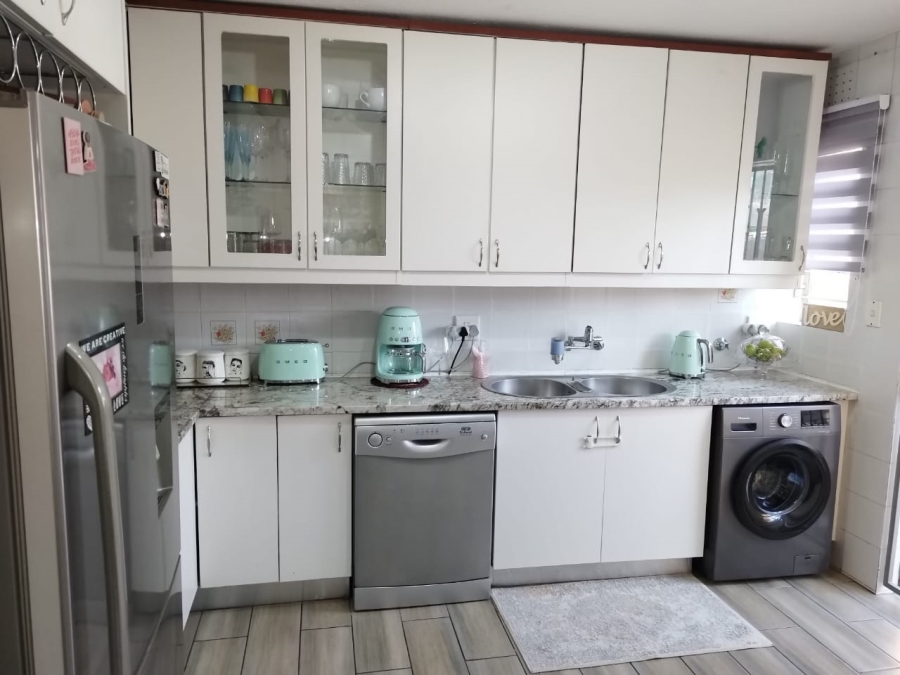 3 Bedroom Property for Sale in Lyndhurst Gauteng