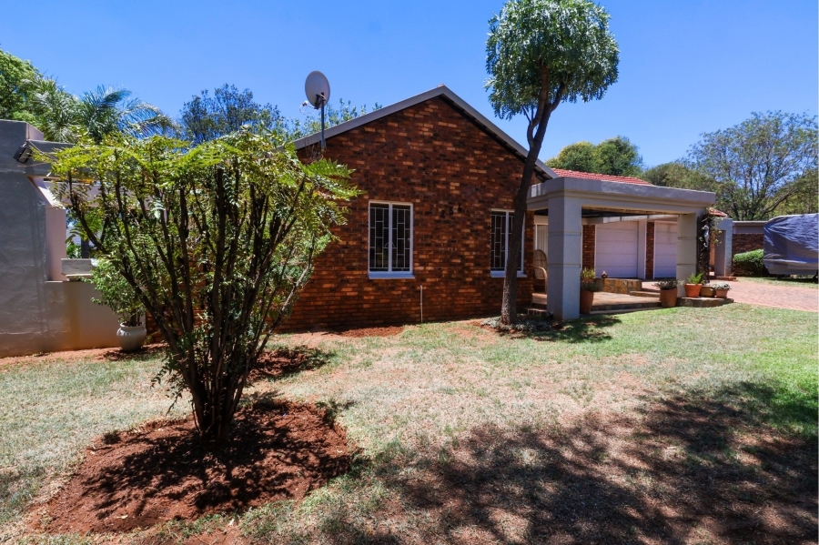 3 Bedroom Property for Sale in Wierda Park Gauteng