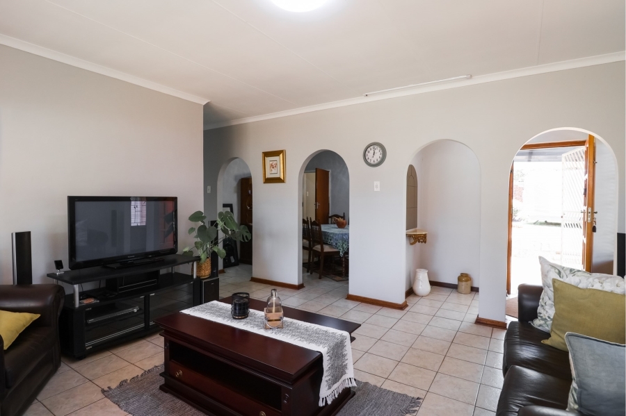 3 Bedroom Property for Sale in Wierda Park Gauteng