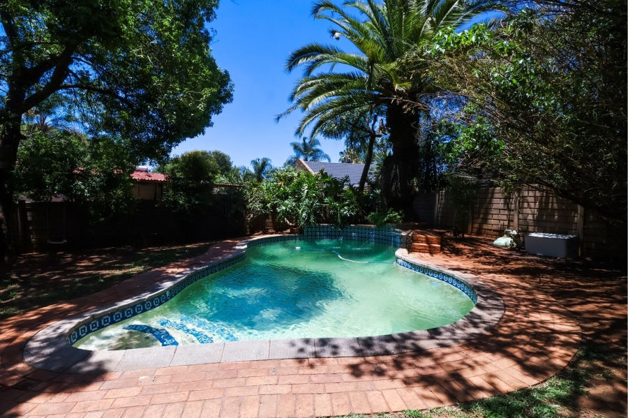 3 Bedroom Property for Sale in Wierda Park Gauteng