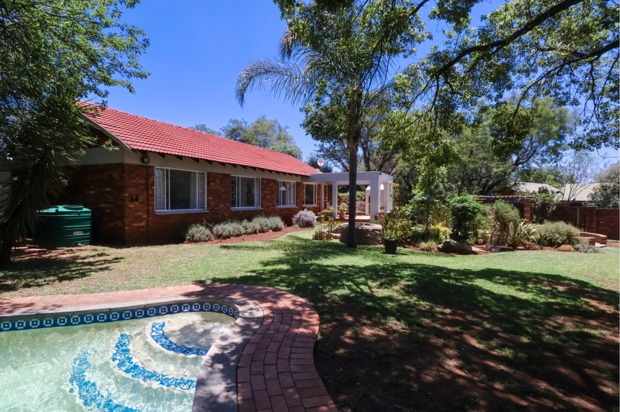 3 Bedroom Property for Sale in Wierda Park Gauteng