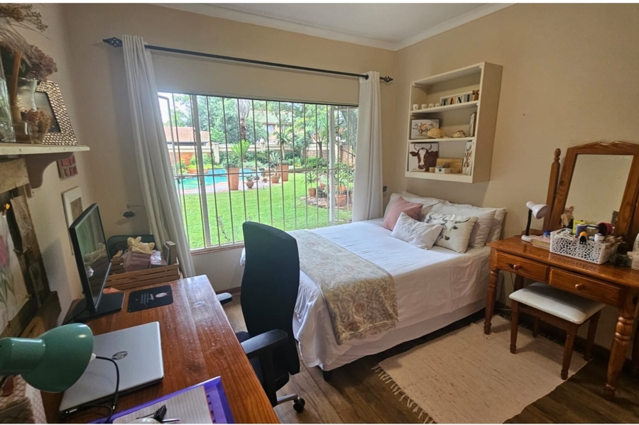 5 Bedroom Property for Sale in Wierda Park Gauteng