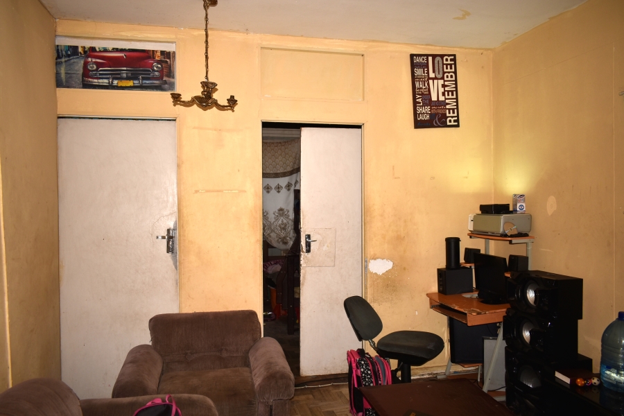 2 Bedroom Property for Sale in Pretoria Central Gauteng
