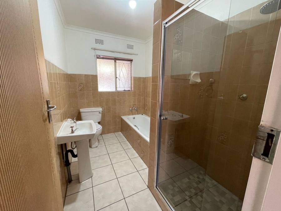 To Let 2 Bedroom Property for Rent in Duncanville Gauteng