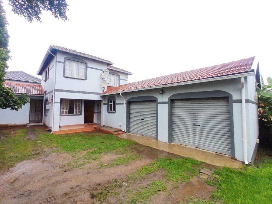 5 Bedroom Property for Sale in Cosmo City Gauteng