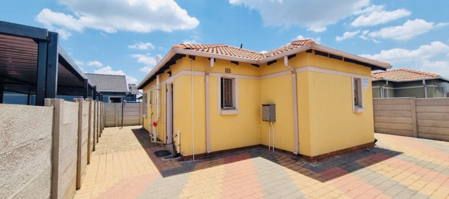 3 Bedroom Property for Sale in Albertsdal Gauteng