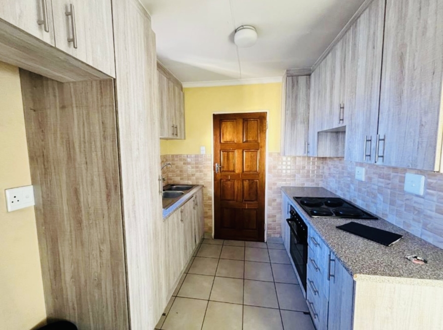 3 Bedroom Property for Sale in Albertsdal Gauteng