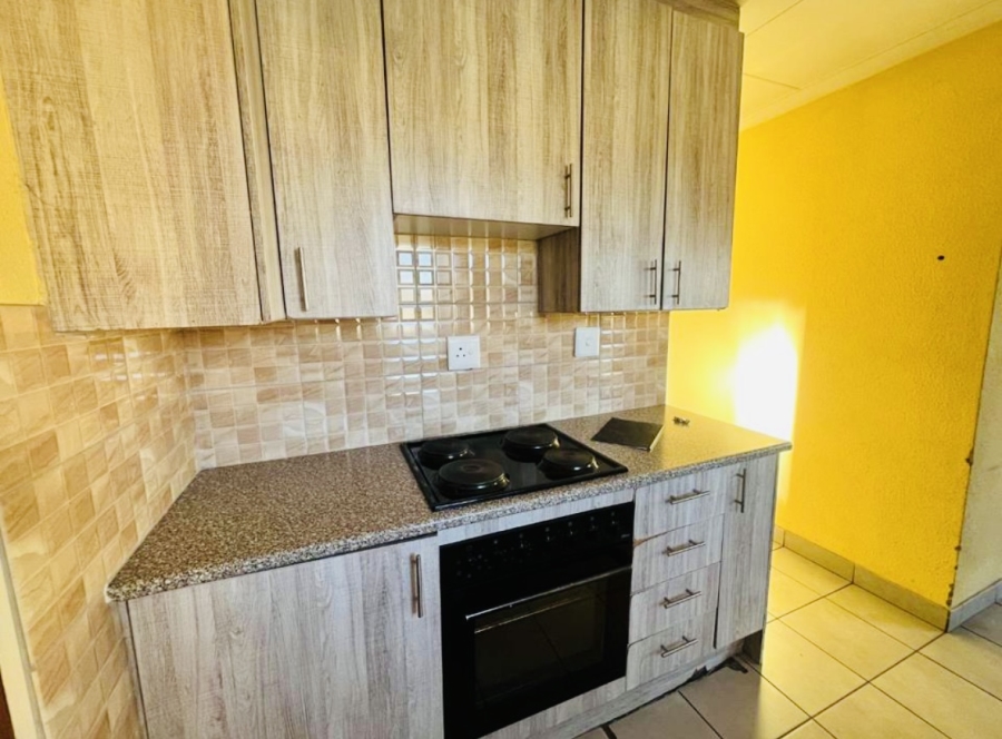 3 Bedroom Property for Sale in Albertsdal Gauteng