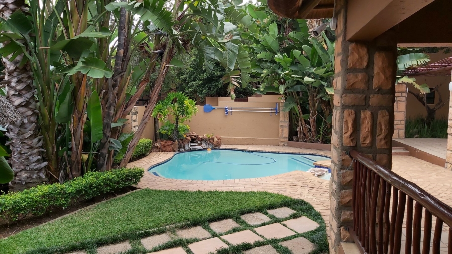 2 Bedroom Property for Sale in Douglasdale Gauteng