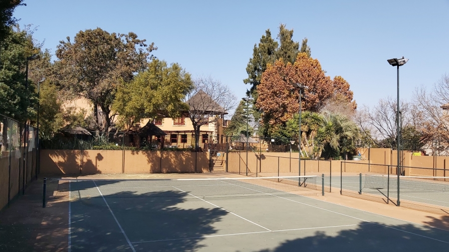 2 Bedroom Property for Sale in Douglasdale Gauteng