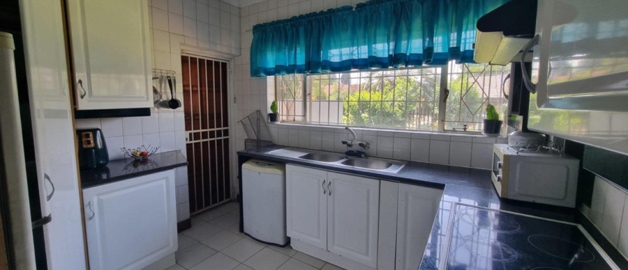 3 Bedroom Property for Sale in Brackendowns Gauteng