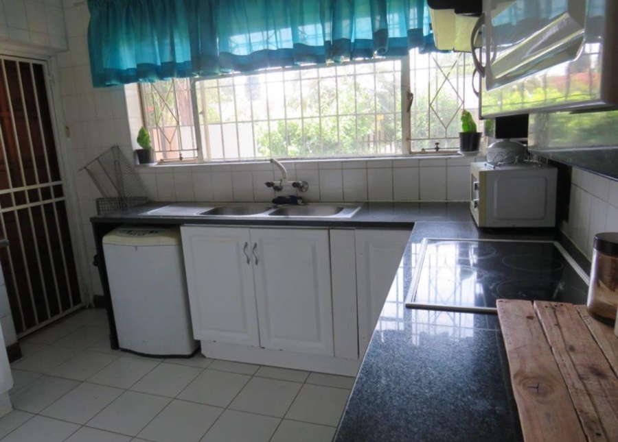 3 Bedroom Property for Sale in Brackendowns Gauteng