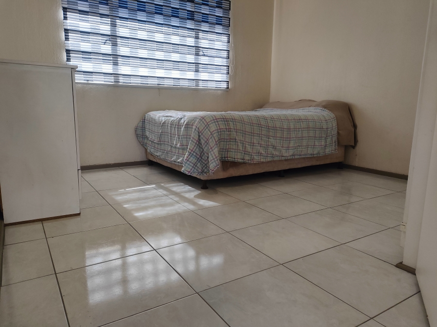 2 Bedroom Property for Sale in La Montagne Gauteng