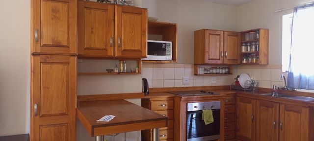 To Let 2 Bedroom Property for Rent in Die Wilgers Gauteng