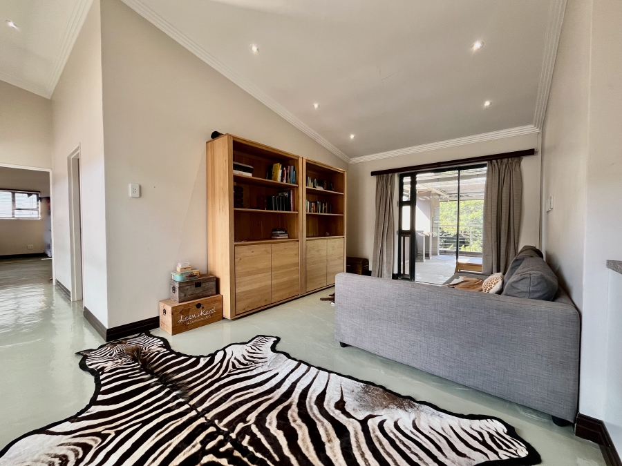 5 Bedroom Property for Sale in Newmark Estate Gauteng