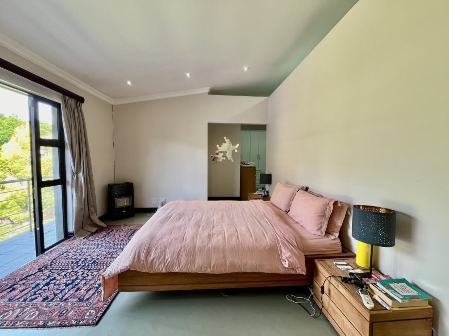 5 Bedroom Property for Sale in Newmark Estate Gauteng