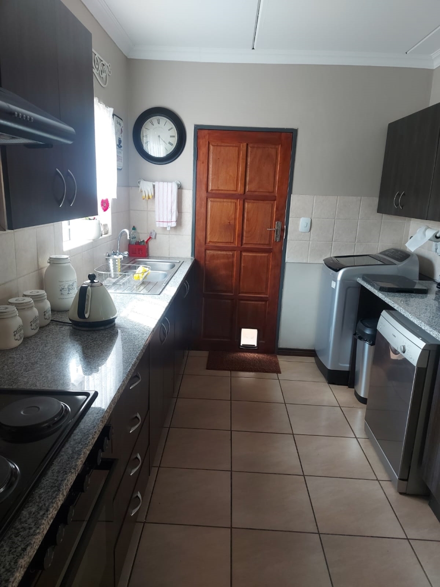 3 Bedroom Property for Sale in Riversdale Gauteng