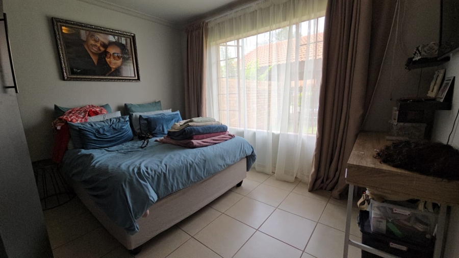 3 Bedroom Property for Sale in Annlin Gauteng