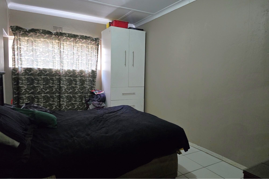 5 Bedroom Property for Sale in Allen Grove Gauteng