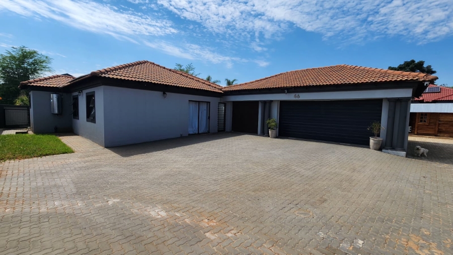 4 Bedroom Property for Sale in Doornpoort Gauteng