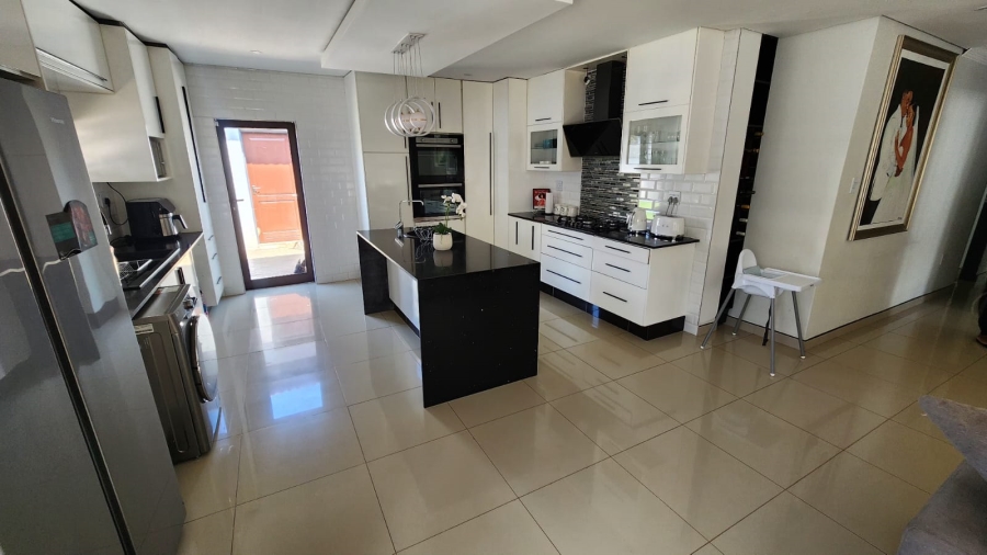 4 Bedroom Property for Sale in Doornpoort Gauteng