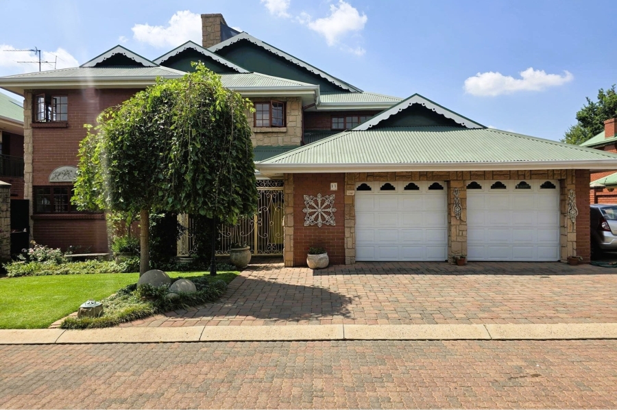 3 Bedroom Property for Sale in Lakefield Gauteng