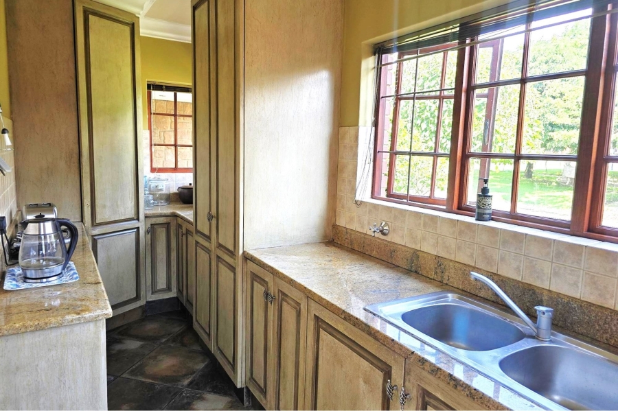 3 Bedroom Property for Sale in Lakefield Gauteng