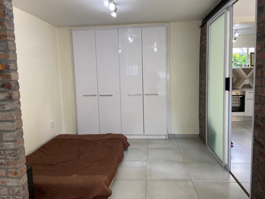 1 Bedroom Property for Sale in Parktown North Gauteng