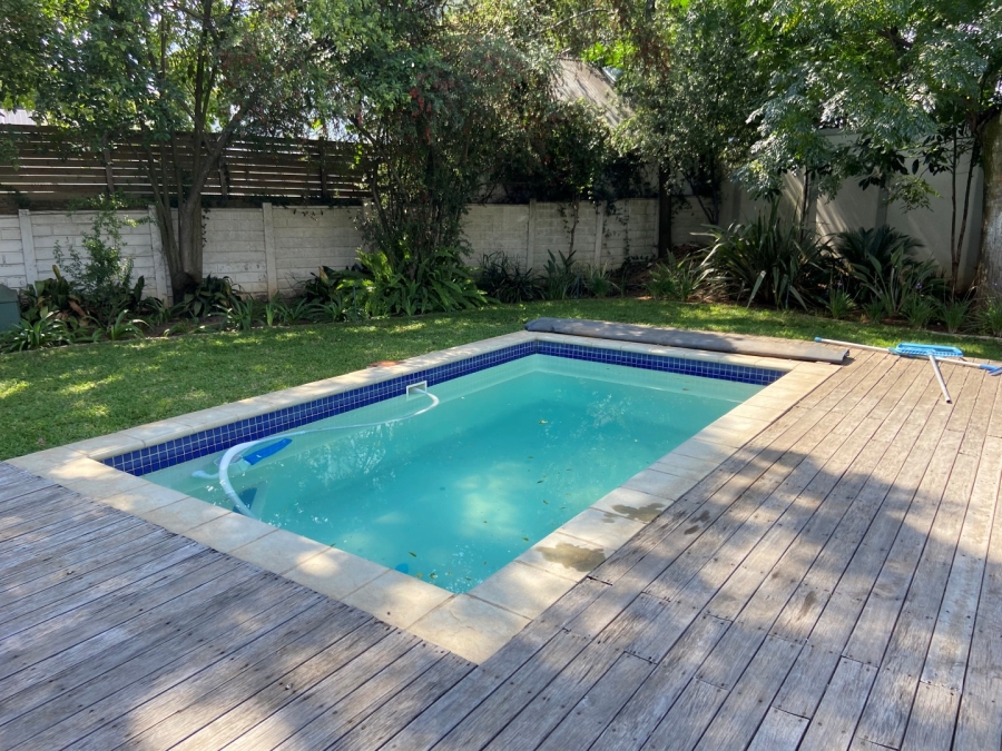 1 Bedroom Property for Sale in Parktown North Gauteng