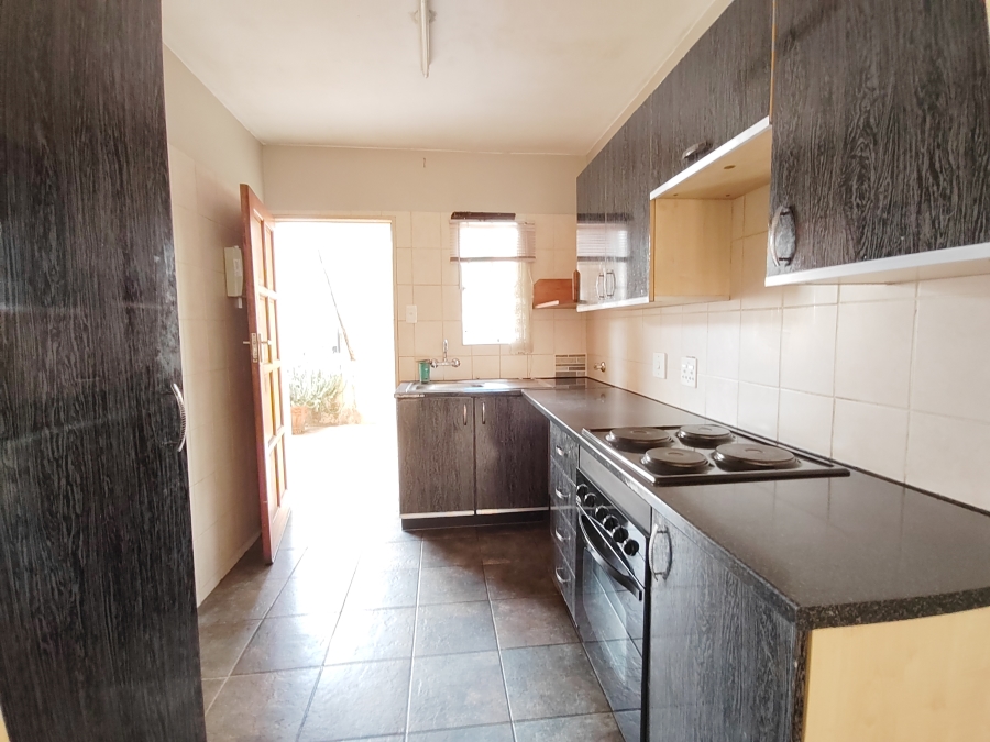 2 Bedroom Property for Sale in Montana Gauteng